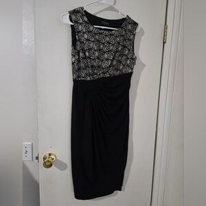 Size 4 Enfocus Studio Black and Silver Dress With A Gold Sparkle